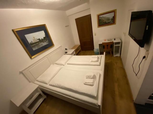 Hotel Wildschuetz Basic Altmünster Eksteriør bilde
